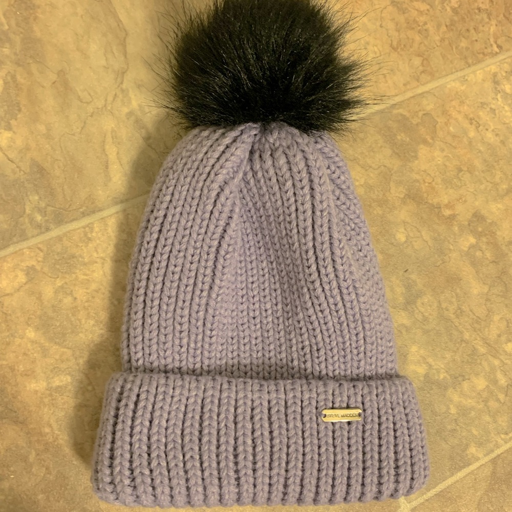 Steve Madden Women’s Beanie